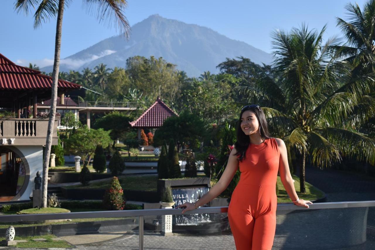Grand Harvest & 4* Banyuwangi (East Java)